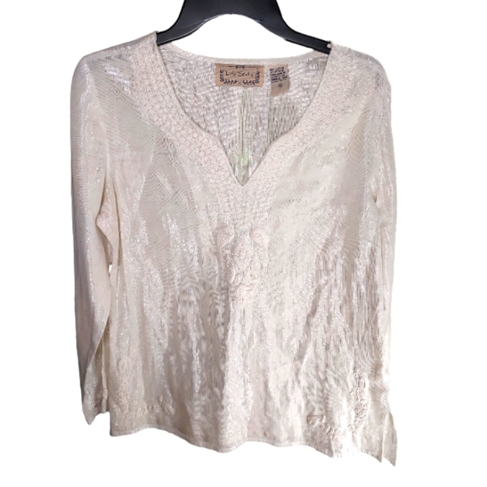Life Style Med Ivory embroidered top vneck shiny